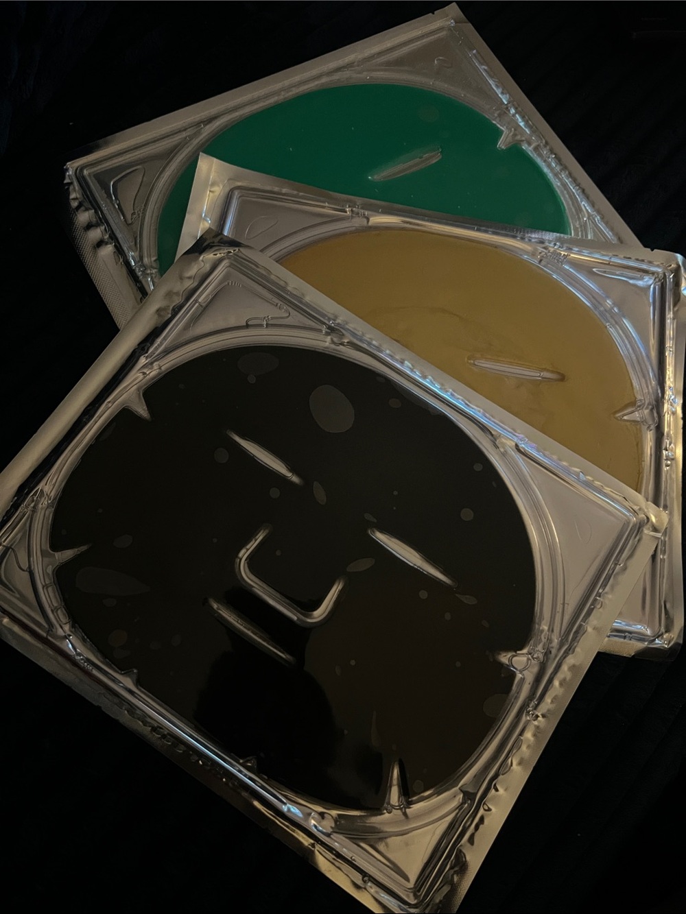 Hydrating Coloured Gel Face Mask Trio – Black, Gold, Green